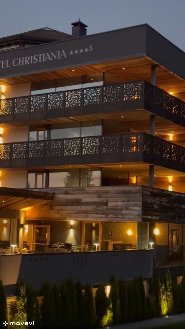 Serate d´estate ad ammirare le stelle ✨ Summer evenings admiring the stars ✨ #hotelchristiania #yourhomeawayfromhome #la...