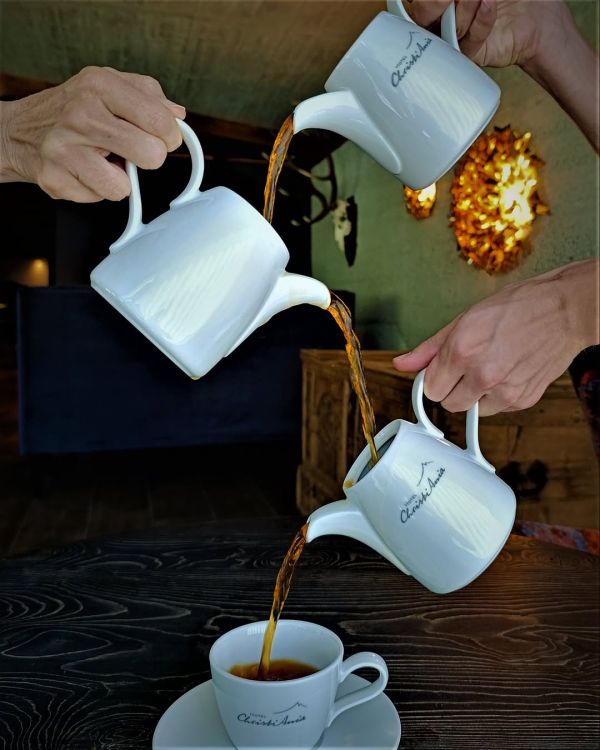 Rise and shine to a breakfast served at The ChristiAnia. ☕☕☕ #hotelchristiania #yourhomeawayfromhome #lavilla #altabadia...